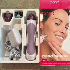 ✨LIKE NEW✨PMD personal Microderm Pro